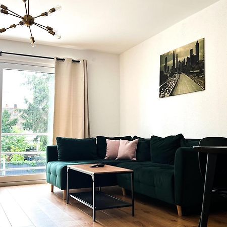 2 Zkb Apartment In Mannheim Kueche - Parken - Grosser Tv Eksteriør billede